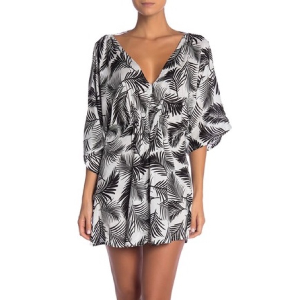 Onia Alessandra Cover-Up